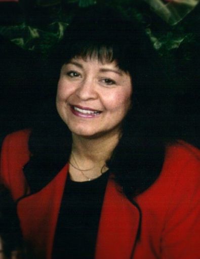 Elaine Salazar - Lindsey Profile Photo