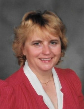 Marie Helga Vintika Profile Photo
