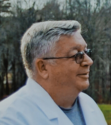 William "Bill" Davis Profile Photo