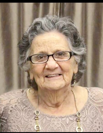 Violet Chambers's obituary image