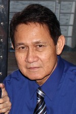 Robert M Cagampan