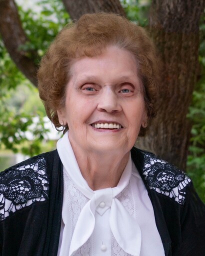 Betty W Frisby's obituary image