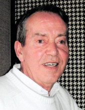 Larry Downing Profile Photo