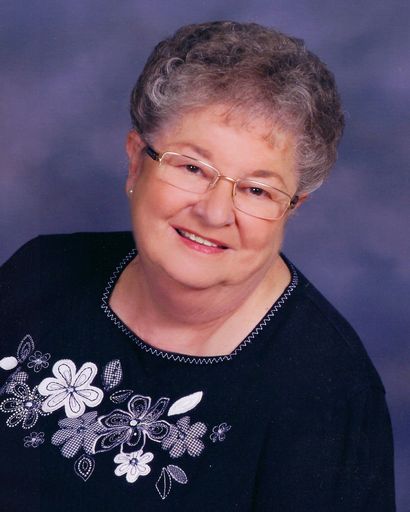 Evelyn Chojecki's obituary image