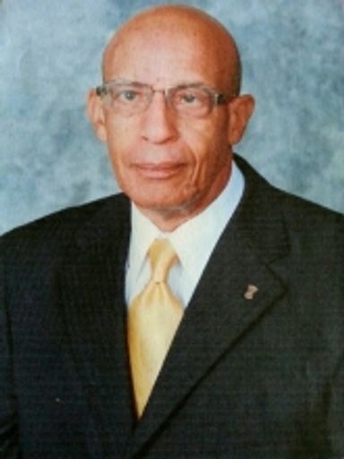 Julian Lewis Sr