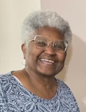 Paulette Dobynes Dunbar (Lansing)