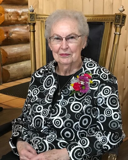 Vera Wahl's obituary image