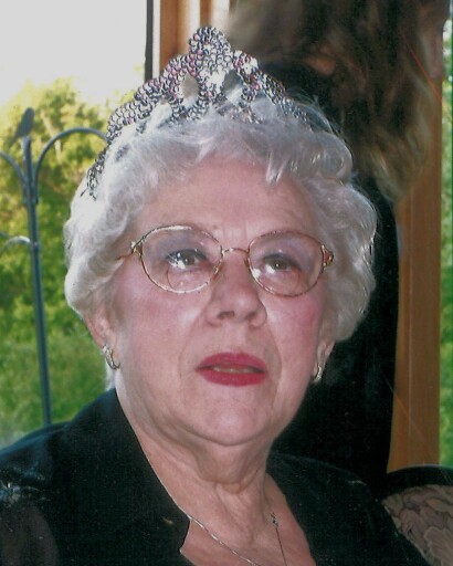Marlene Doris Oachs's obituary image