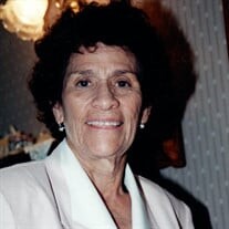 Pauline Lopez Profile Photo
