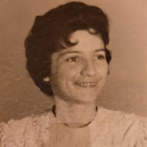 Vera Morales Simoneaux Profile Photo
