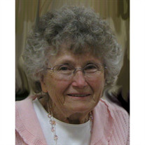 Betty J. nee Phillips Henshaw Profile Photo