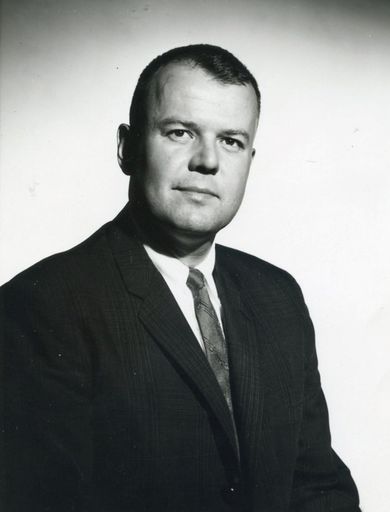 Leonard E. Roecker