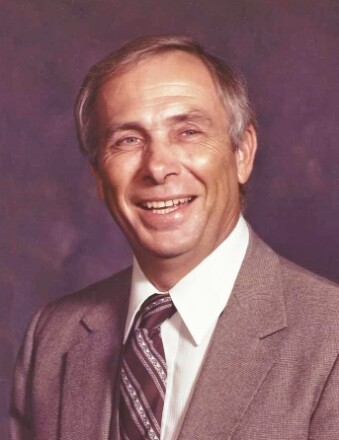 Raymond H. Hoeldtke Profile Photo