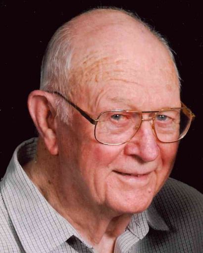 Thomas D. Huddleston's obituary image