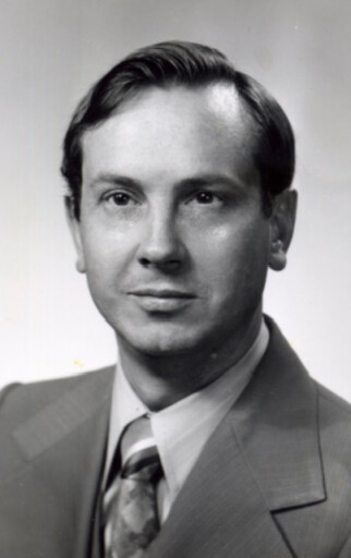 Robert  E. Soderberg