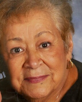 Gloria M. Thibault (Medina) Profile Photo