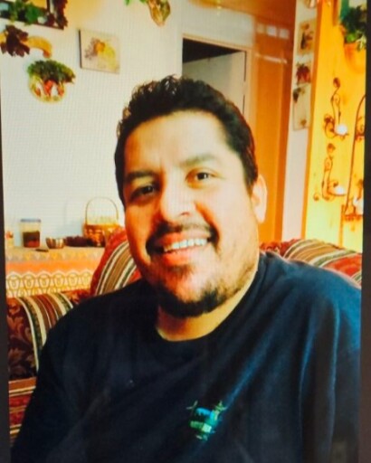 Roberto Ayon Jr.'s obituary image