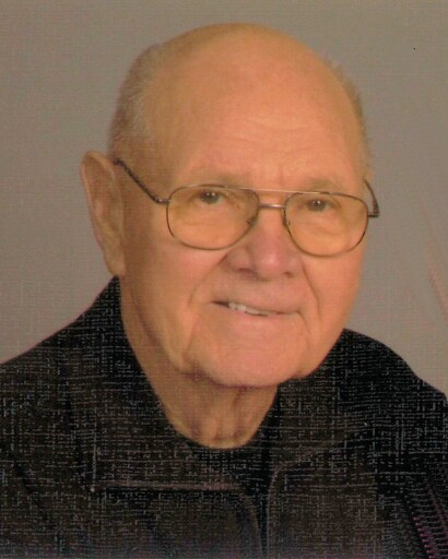 Charles W Fitzloff's obituary image