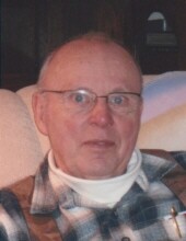 Lowell R. Robbins Profile Photo