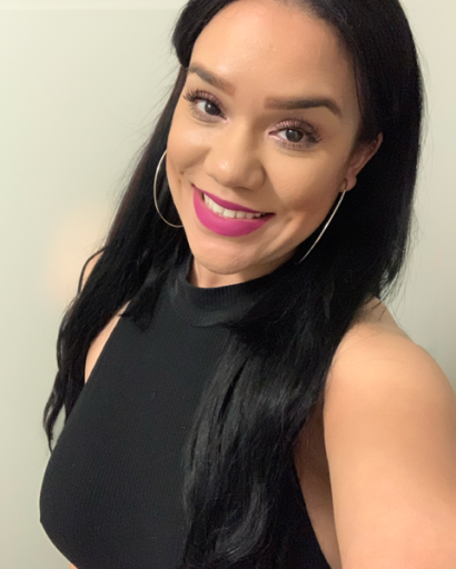 Desiree Marie Hernandez Profile Photo