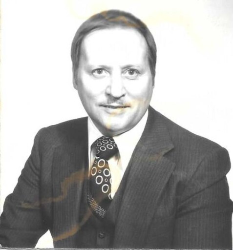 Robert Garfield (Garry) Snare Profile Photo