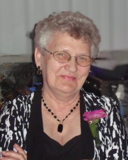 Shirley Bauer's obituary image