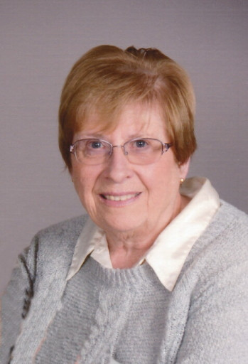 Linda Kaderlik Profile Photo