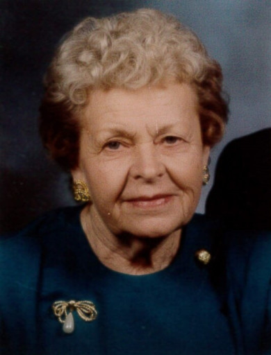 Pearl McLaughlin Profile Photo