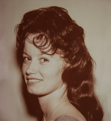 Lillian "Teta" Kostmayer