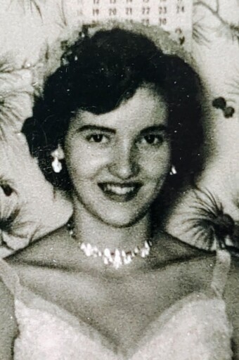 Marianne (Howell)  Trimble