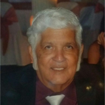 Roberto Saavedra Profile Photo