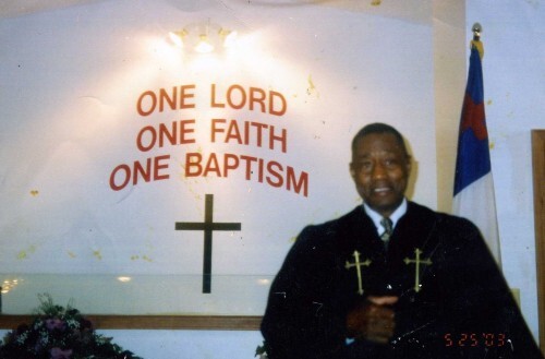 Pastor Damon Leroy Robbins