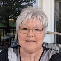 Yvonne Poppens Profile Photo