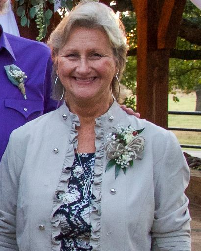 Suzanne King Hale's obituary image