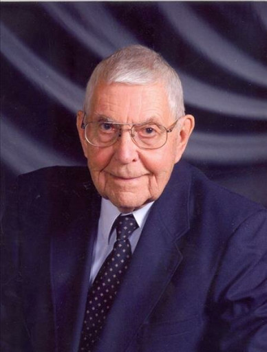 Harry E. Lindbloom Profile Photo