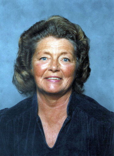 Lillian E. Davis Profile Photo