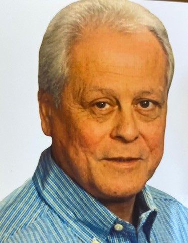 Albert Vega Profile Photo