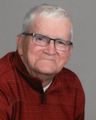 Harold Everett Rosenau's obituary image