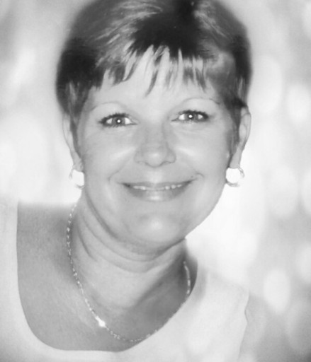 Sandy Vickers Profile Photo