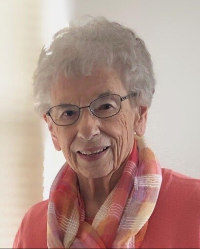 Ruth Elizabeth Lindhart's obituary image