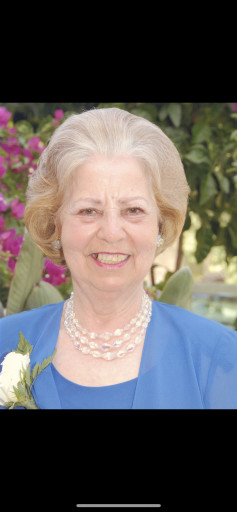 Penelope E. Komninos Profile Photo