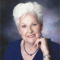 Mae Roth Profile Photo
