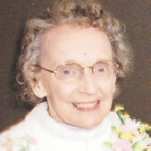Violet Lillian (Petersen) Puymbroek Profile Photo