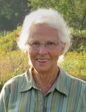 Elisabeth Lange Profile Photo