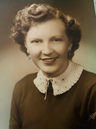 Beverly Blanche Beck