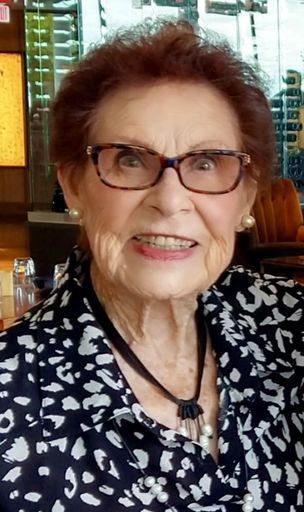 Barbara Straynar's obituary image