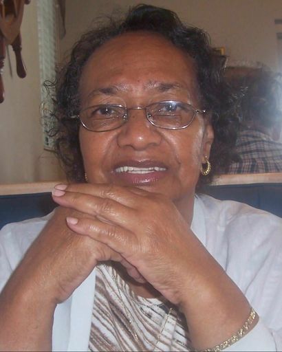 Gloria “Huno” McClendon Edwards