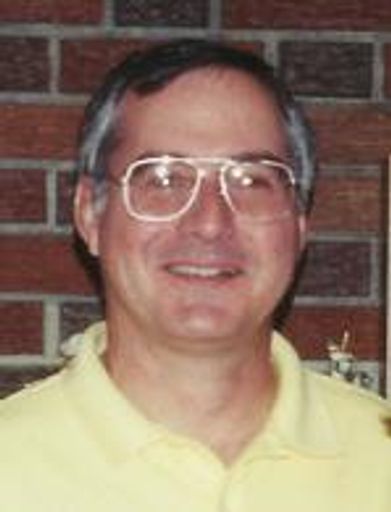 Thomas Roberts Profile Photo