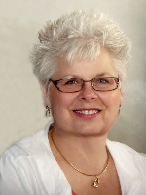 Julie Anne Benkert Profile Photo