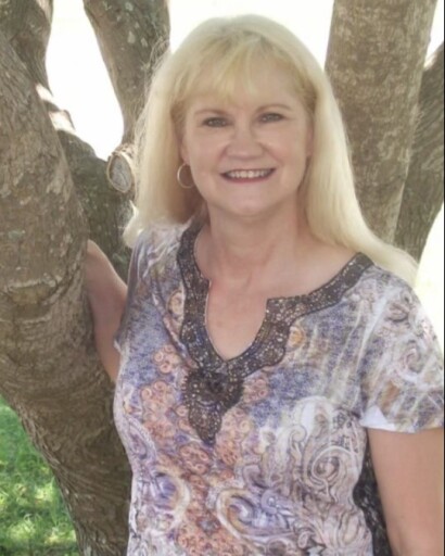 Carol Lynne Phillips Profile Photo